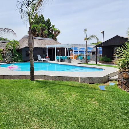 The Guesthouse Vanderbijlpark Extérieur photo