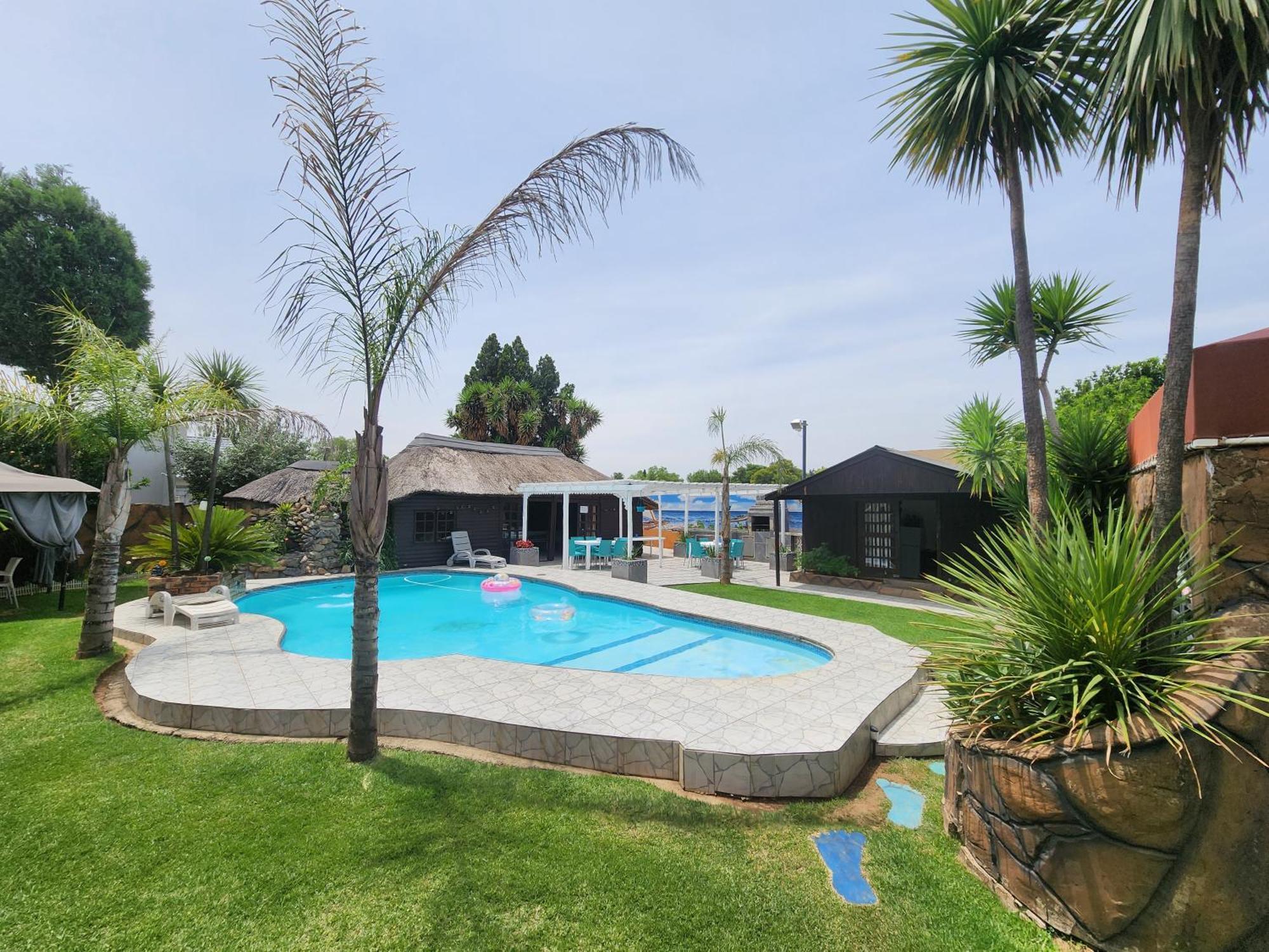 The Guesthouse Vanderbijlpark Extérieur photo